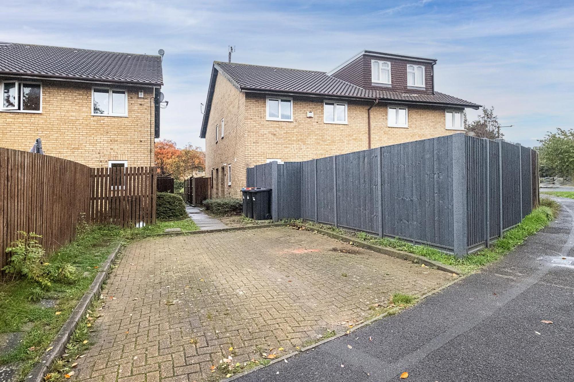 Mk 2-Bedroom Contractor'S Gem, 5 Beds, Sleeps 6, Free Parking Milton Keynes Exterior photo