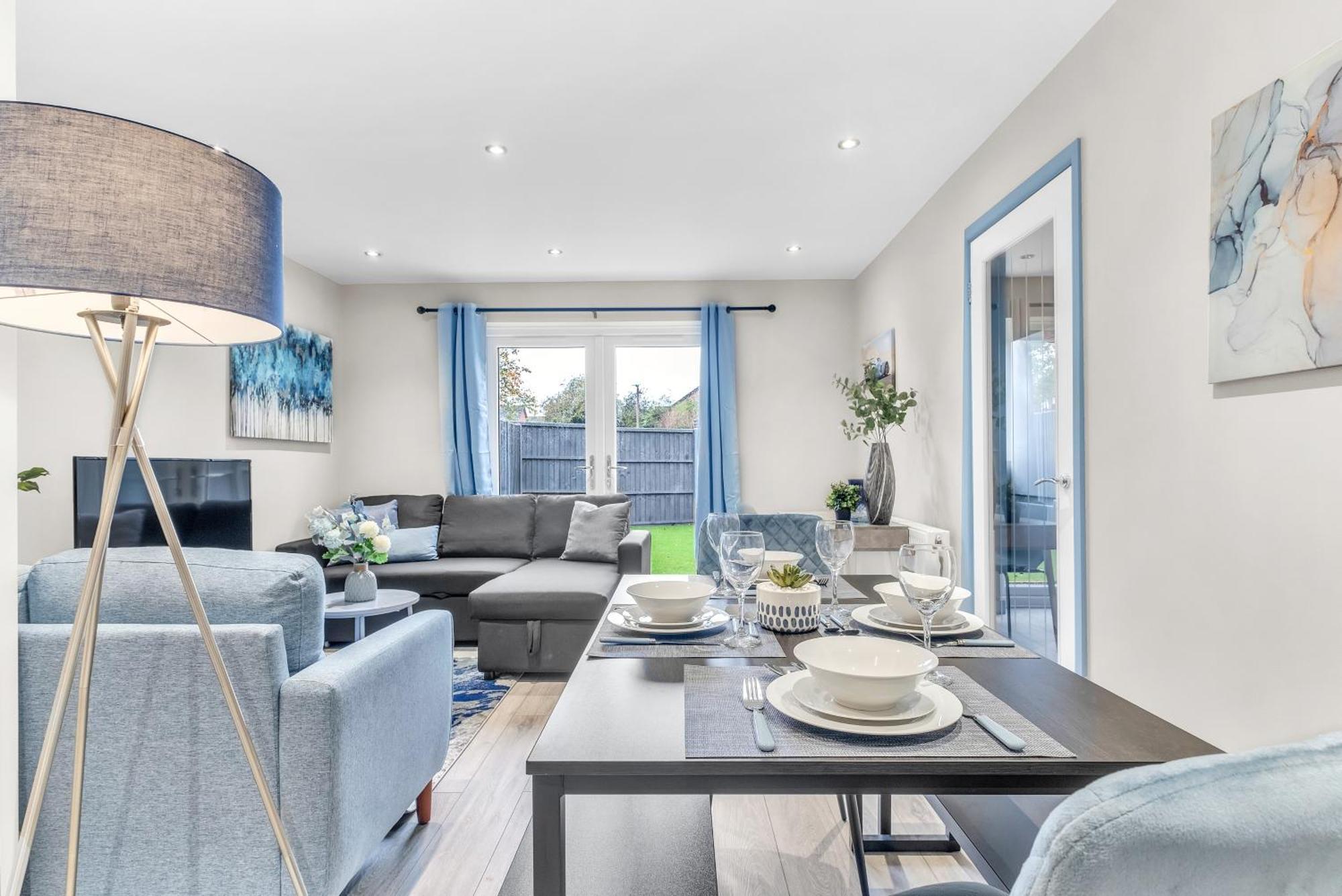 Mk 2-Bedroom Contractor'S Gem, 5 Beds, Sleeps 6, Free Parking Milton Keynes Exterior photo