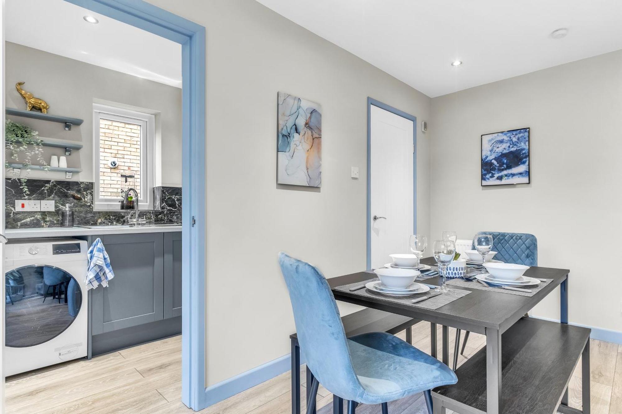 Mk 2-Bedroom Contractor'S Gem, 5 Beds, Sleeps 6, Free Parking Milton Keynes Exterior photo